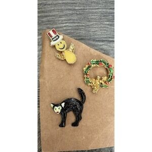 Vintage Holiday Pins Broach's Halloween 4th Of July Xmas